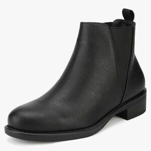Slip on Chelsea Ankle Bootie (7.5)